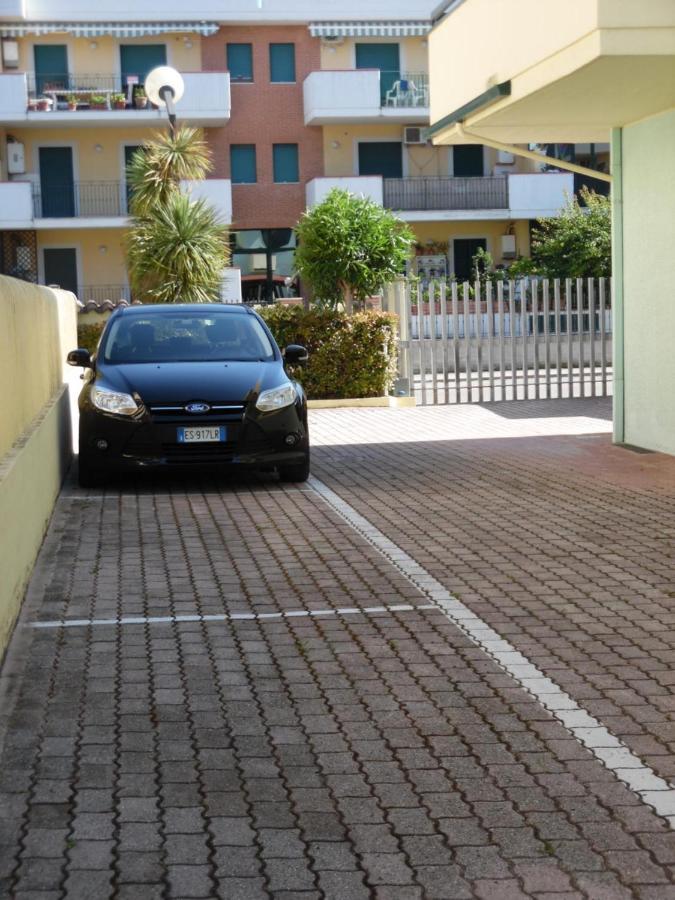 Acquamarina B&B Martinsicuro Buitenkant foto