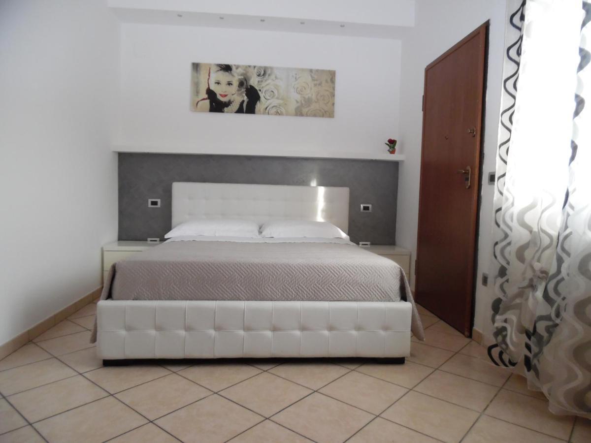 Acquamarina B&B Martinsicuro Buitenkant foto