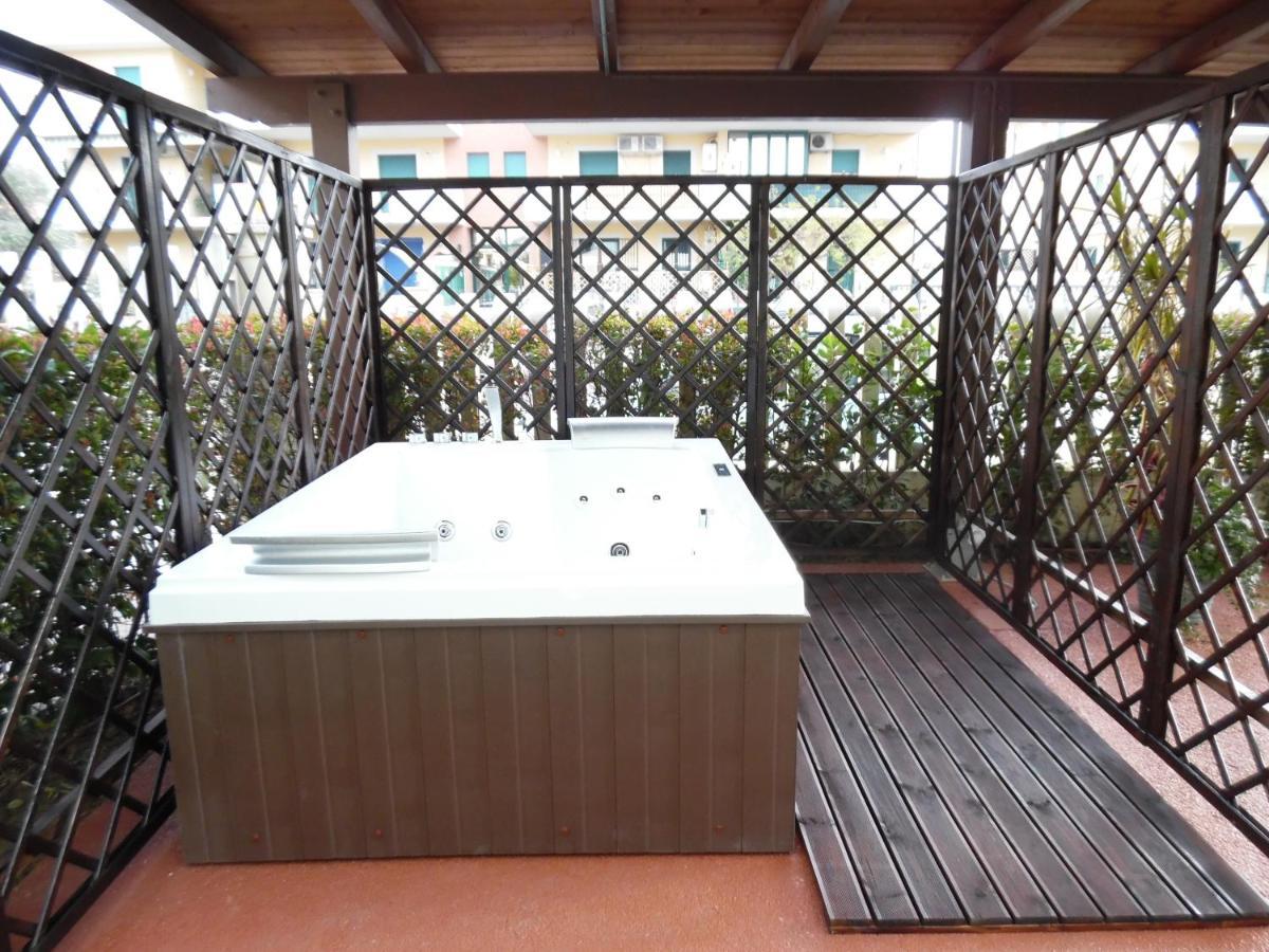 Acquamarina B&B Martinsicuro Buitenkant foto
